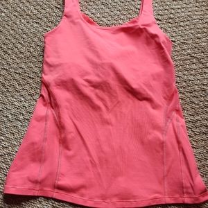 Lululemon top
